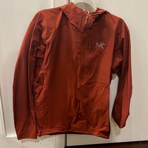 Arc’teryx Men’s Atom SL jacket, burnt orange, medium